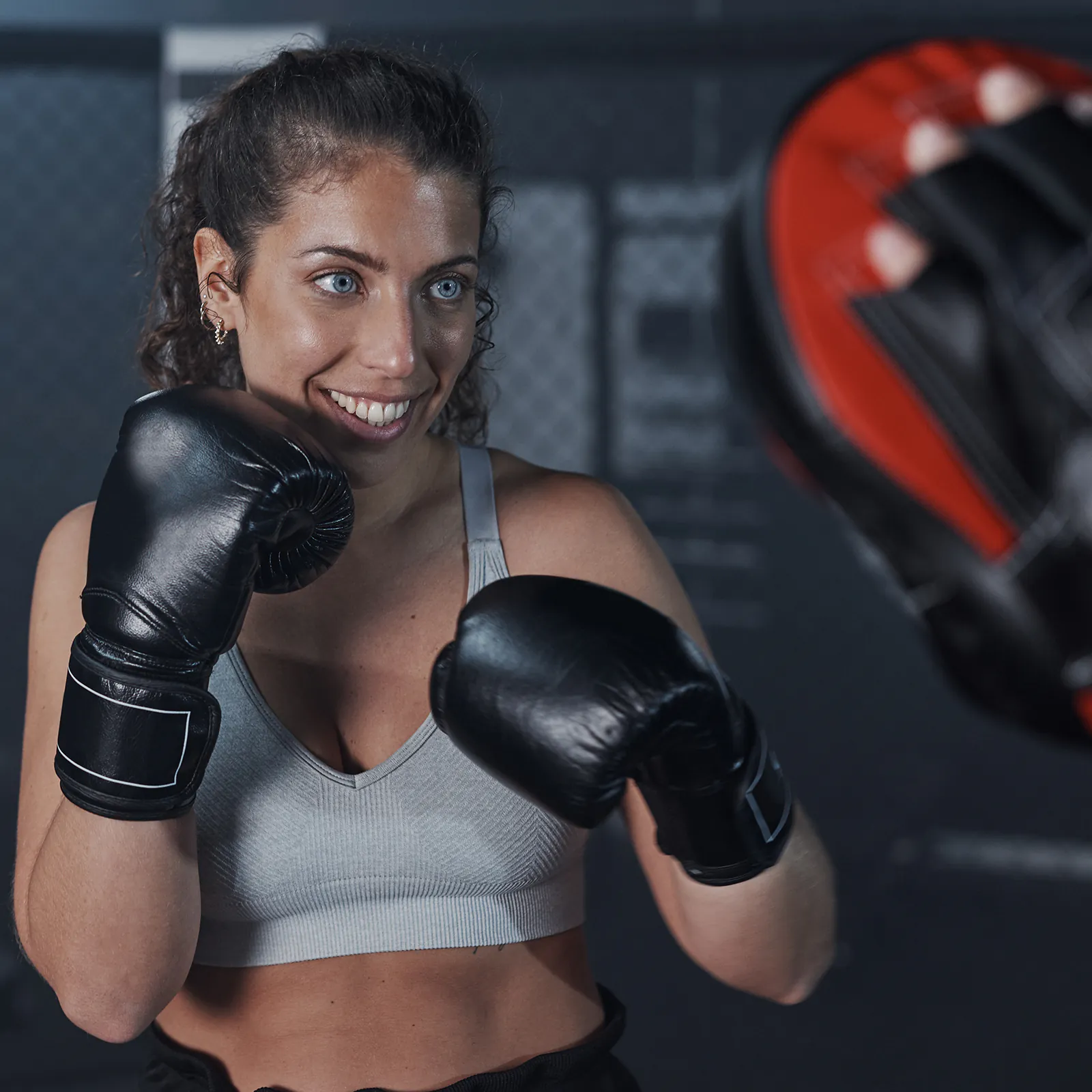 Fitness-Kickboxen in Bamberg – Training an den Pratzen bei GYMRAY